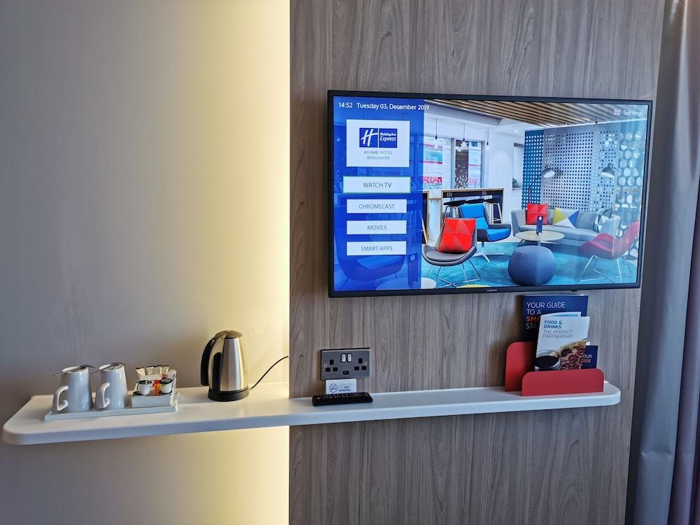 Holiday Inn Express Bridgwater M5, Jct24 By Ihg Экстерьер фото