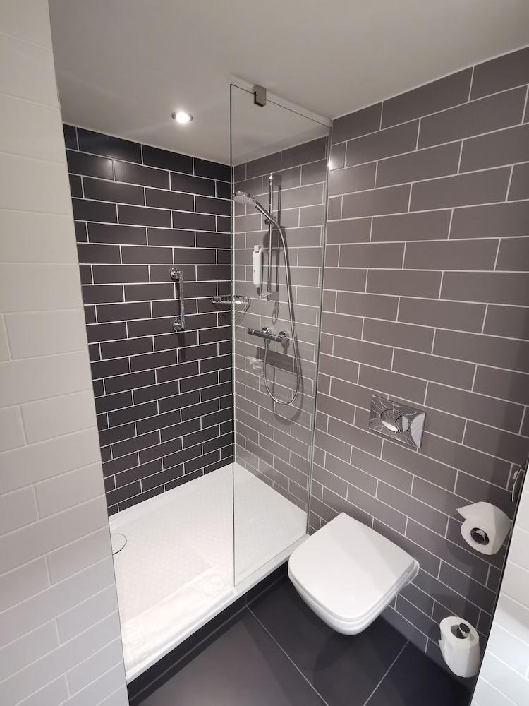 Holiday Inn Express Bridgwater M5, Jct24 By Ihg Экстерьер фото