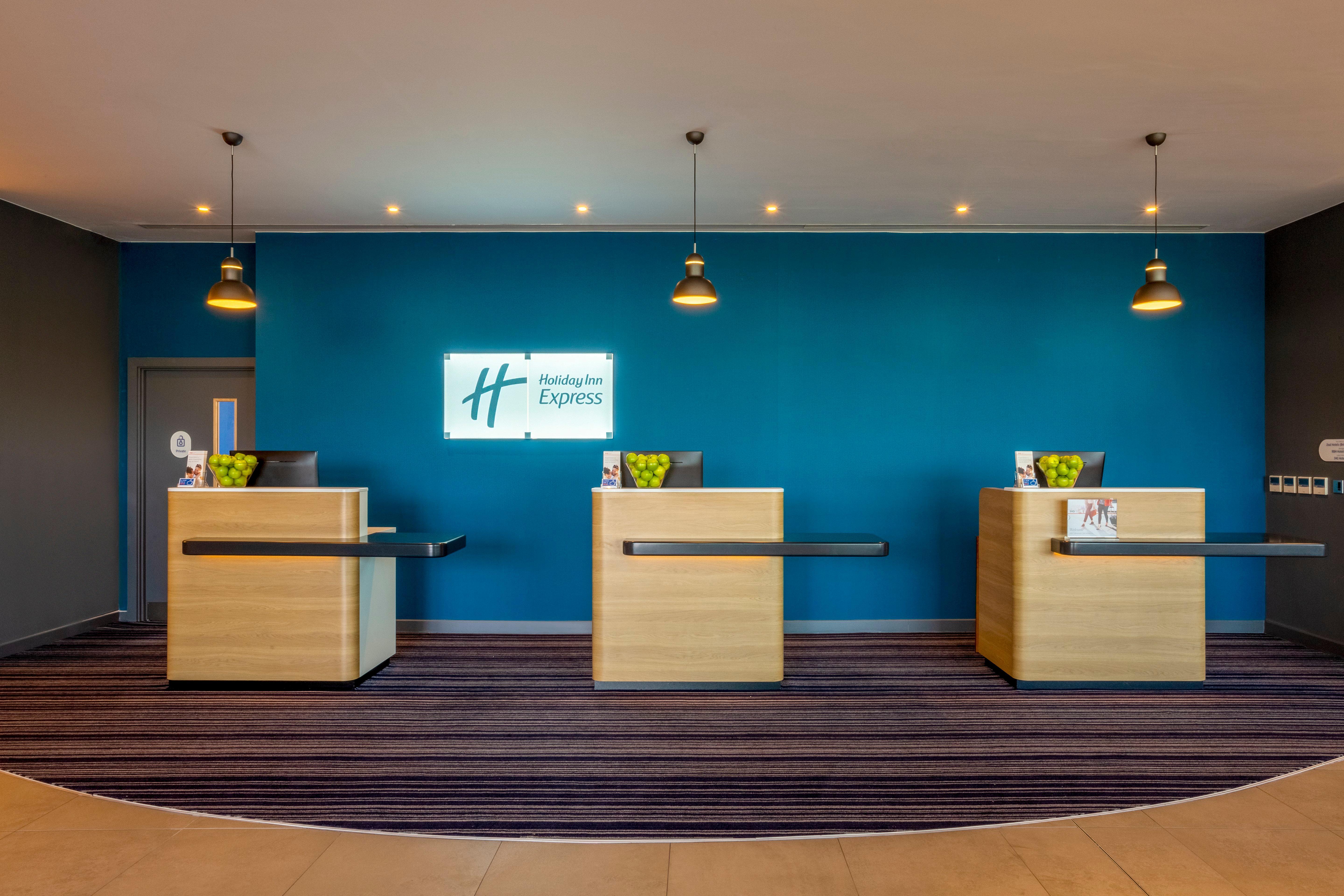 Holiday Inn Express Bridgwater M5, Jct24 By Ihg Экстерьер фото